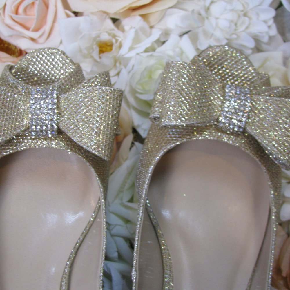 J Renee "Blair' gold sparkly wedge heels 9.5 - Picture 7 of 8